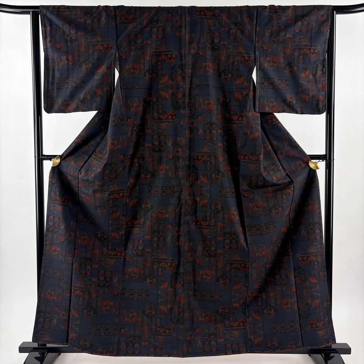 紬 身丈161 5 cm 裄丈64 M 袷 草花 人物 紺色 正絹 秀品