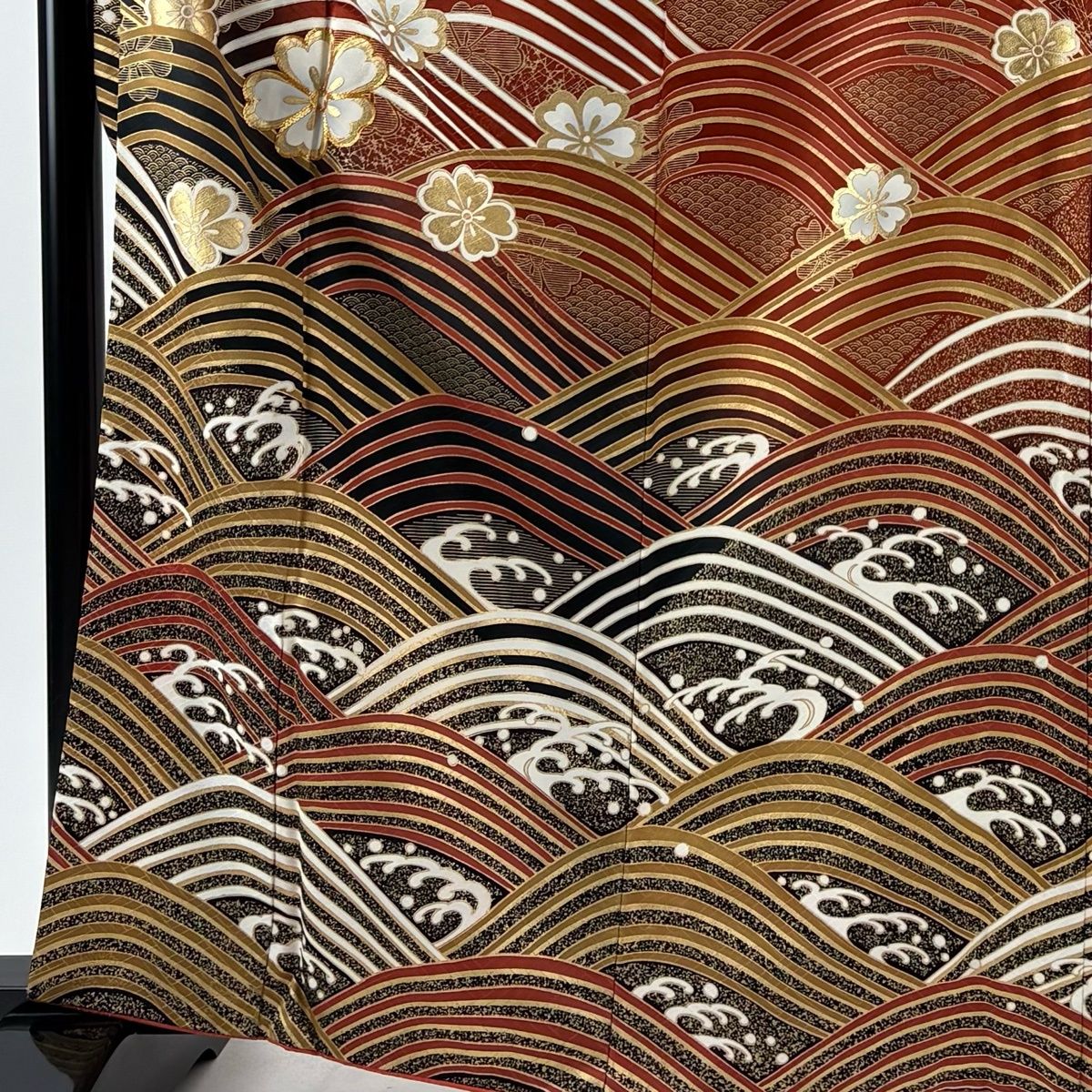 振袖 身丈163.5 cm 裄丈65 M 袷 桜 波 金彩 金糸 赤茶 正絹 秀品