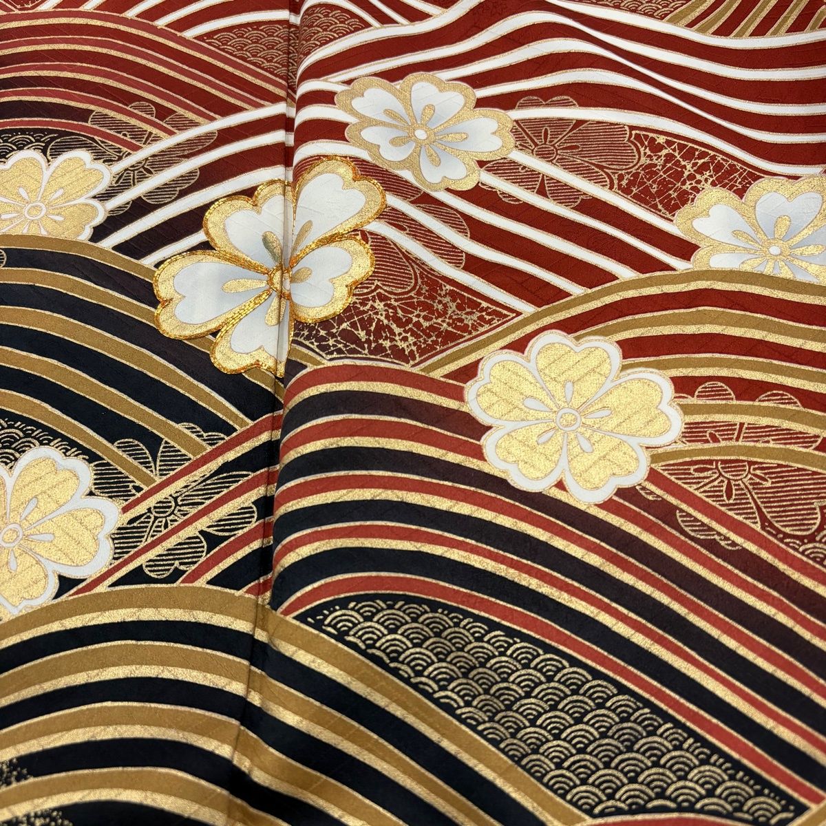  振袖 身丈163.5 cm 裄丈65 M 袷 桜 波 金彩 金糸 赤茶 正絹 秀品 振袖 着物