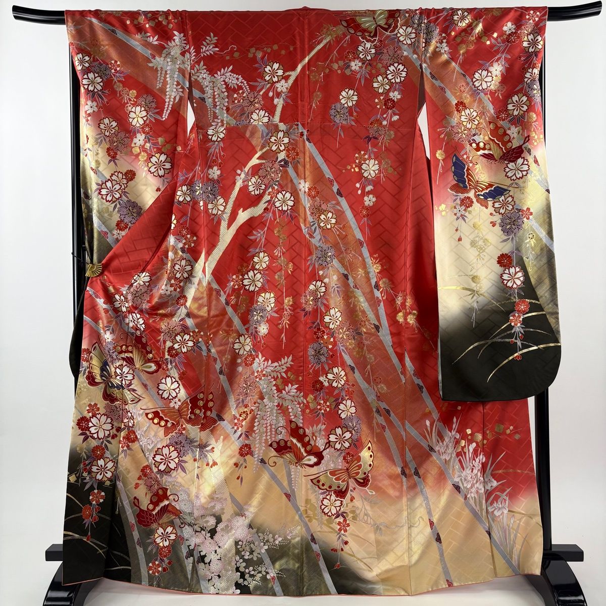 振袖 身丈169 cm 裄丈69 L 袷 蝶 桜 金銀彩 金糸 サーモンピンク 正絹 秀品