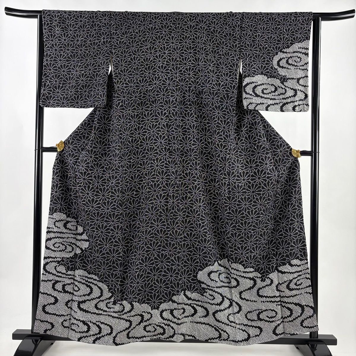 付下げ 身丈158 cm 裄丈64 5 M 袷 菊 流水 総絞り 黒 正絹 秀品