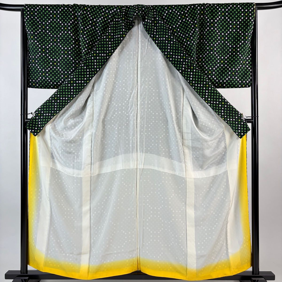 美品】 小紋 身丈157.5cm 裄丈66.5cm M 袷 幾何学 総絞り 深緑 正絹 秀