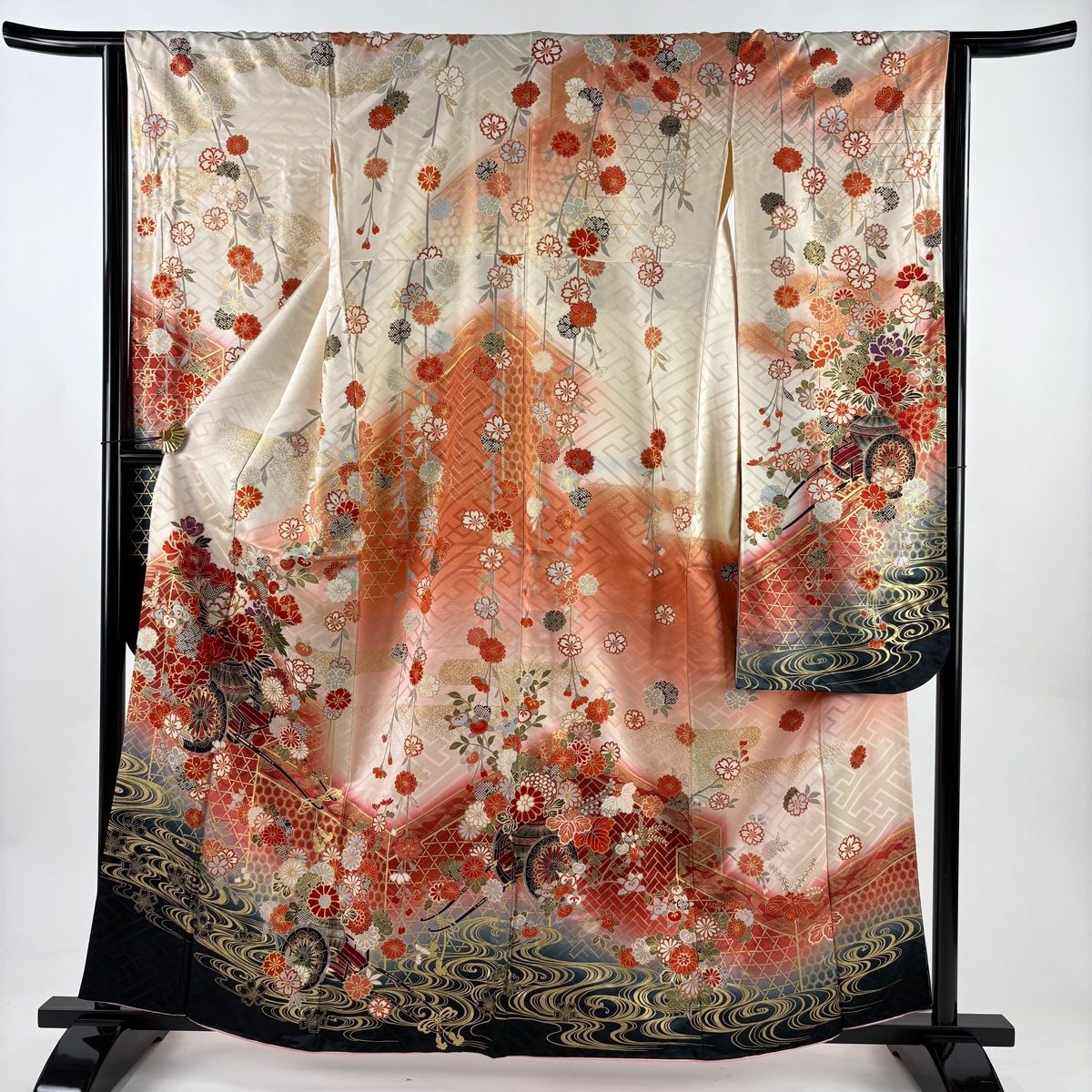 振袖 身丈160 cm 裄丈62.5 S 袷 花車 流水 金糸 金彩 クリーム 正絹 秀品