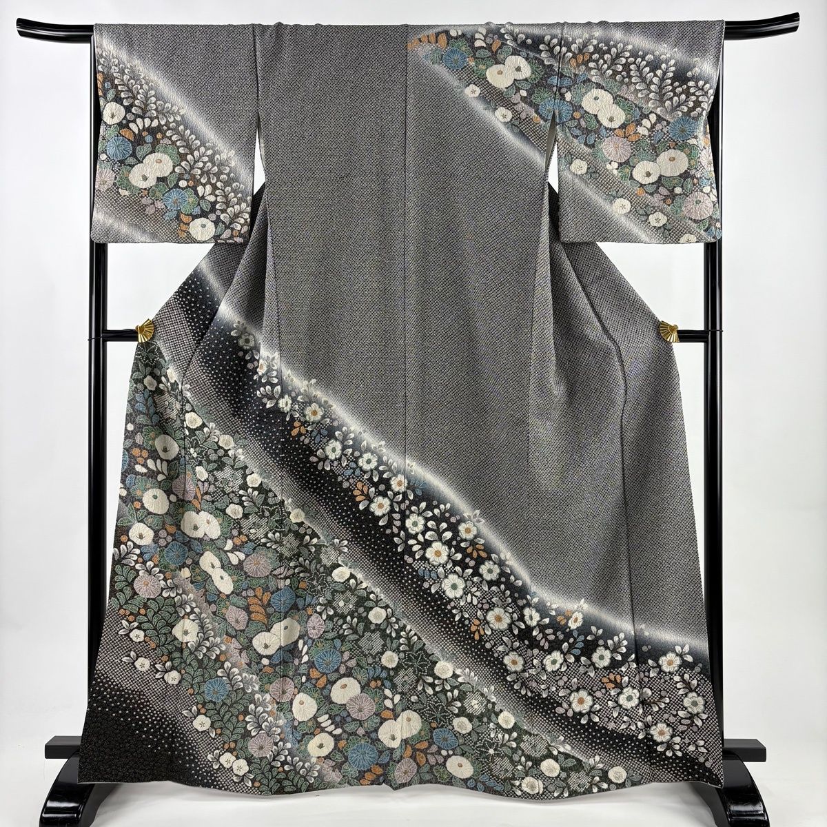 訪問着 身丈164.5 cm 裄丈66.5 M 袷 椿 辻が花柄 箔 金彩 黒灰 正絹 秀品