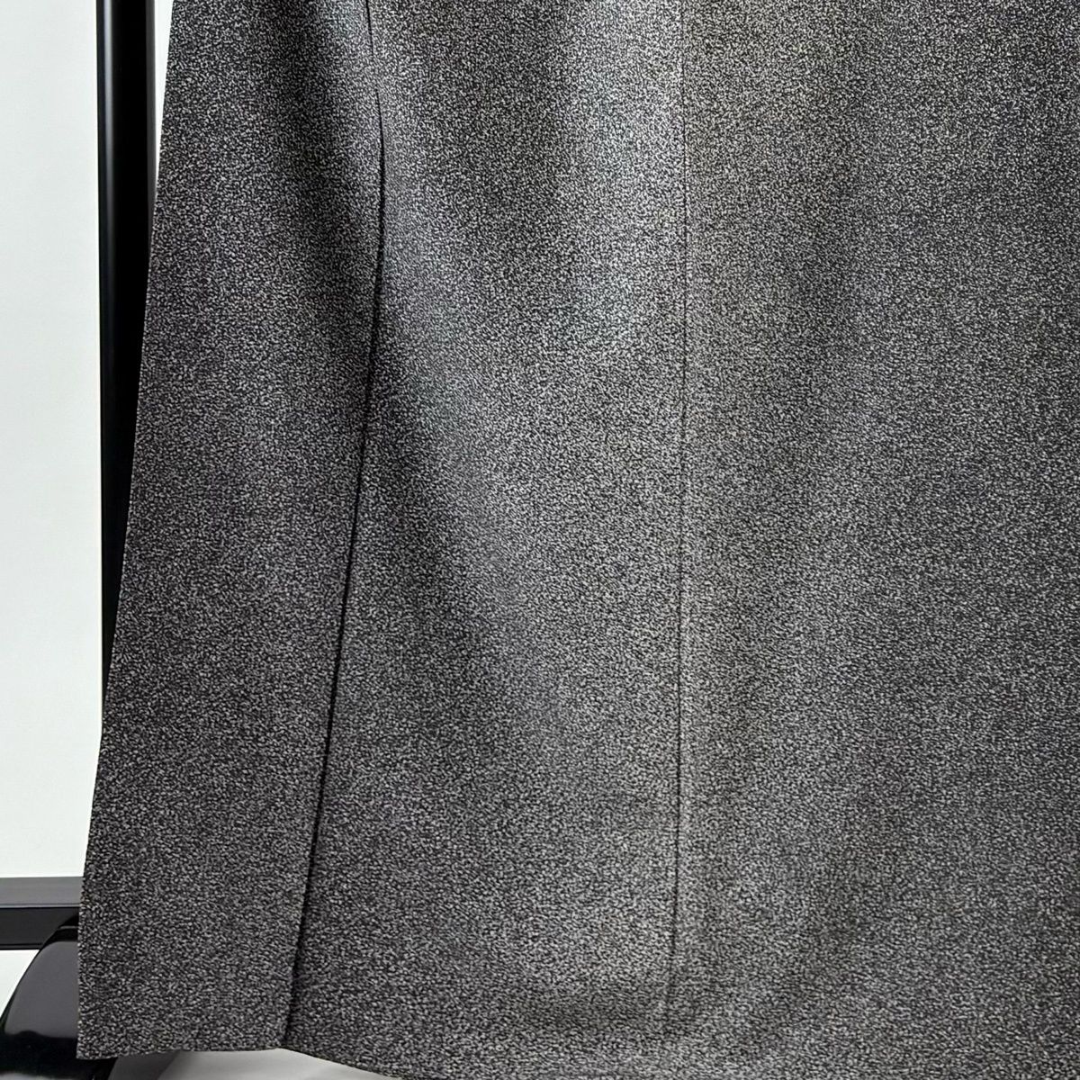 小紋 身丈168 cm 裄丈66.5 M 袷 幾何学模様 ぼかし 黒灰 正絹 秀品 一つ紋