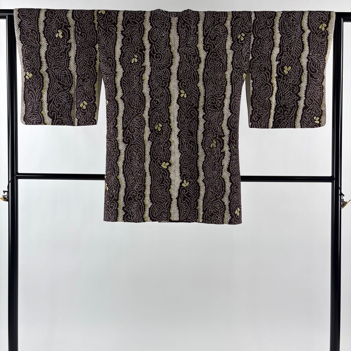 道行 身丈84 cm 裄丈63.5 S 和装コート 角衿 草花 絞り 焦茶色 正絹 秀品