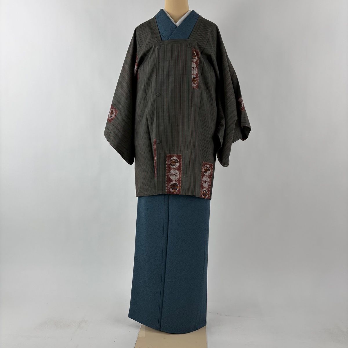 道行 身丈86 cm 裄丈63 S 紬地 吉澤与市 和装コート 角衿 家屋 縞 絞り 灰緑 正絹 秀品