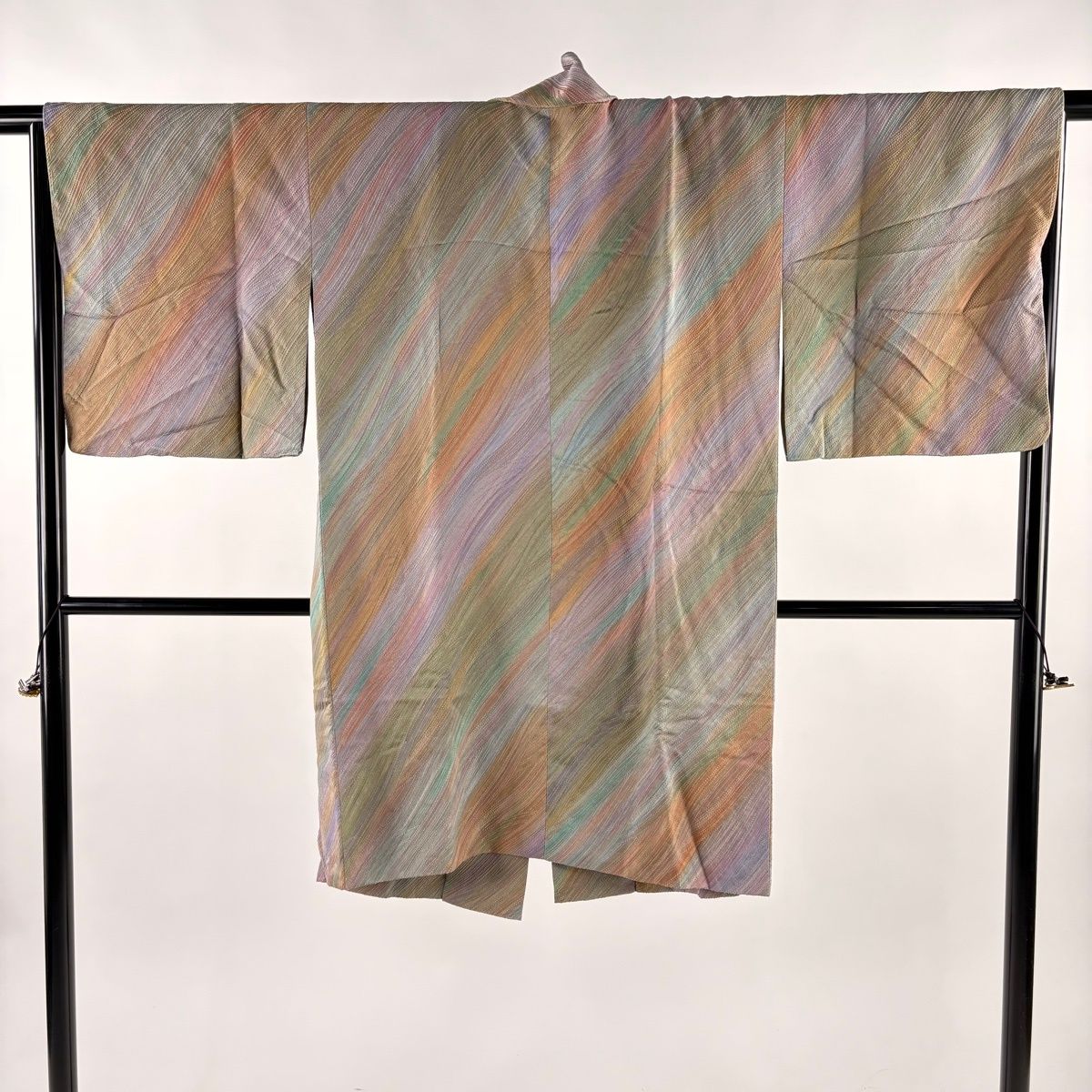 道中着 身丈103 cm 裄丈67 M 和装コート 落款 斜縞 地紋 灰紫 正絹