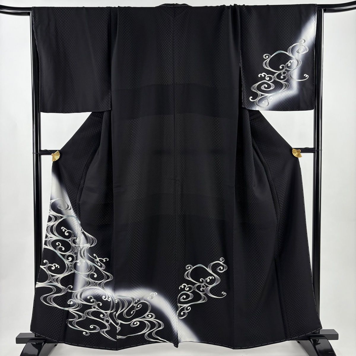 付下げ 身丈160 cm 裄丈71 L 袷 流水 地紋 ラメ 銀彩 黒 正絹