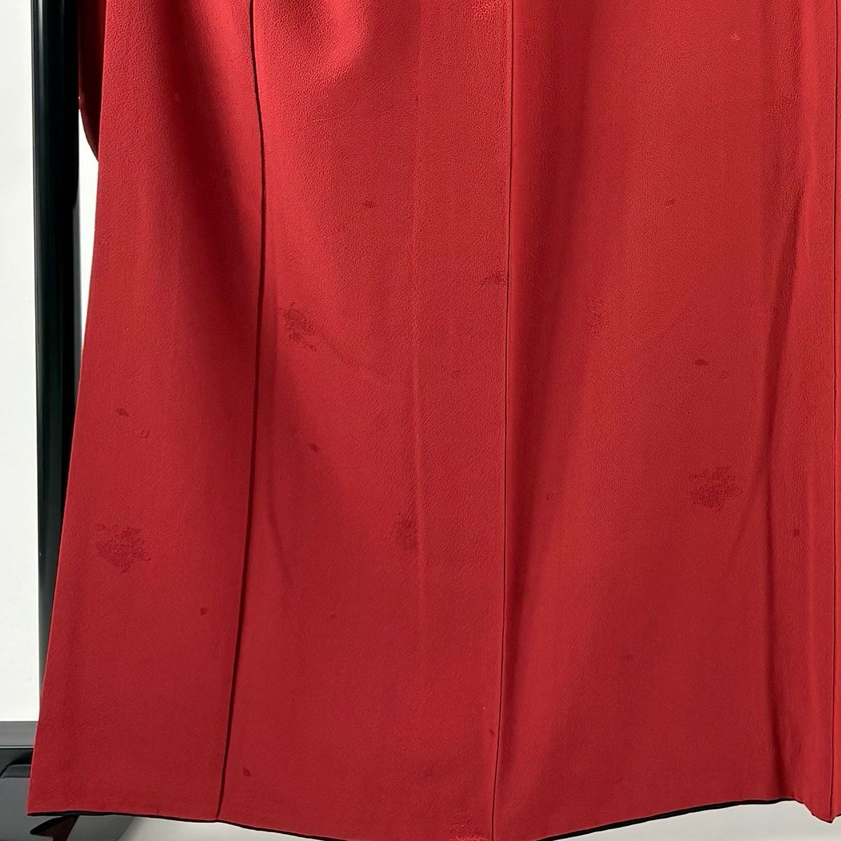 振袖 身丈163.5 cm 裄丈66.5 M 袷 山本寛斎 落款 地紋 赤 正絹