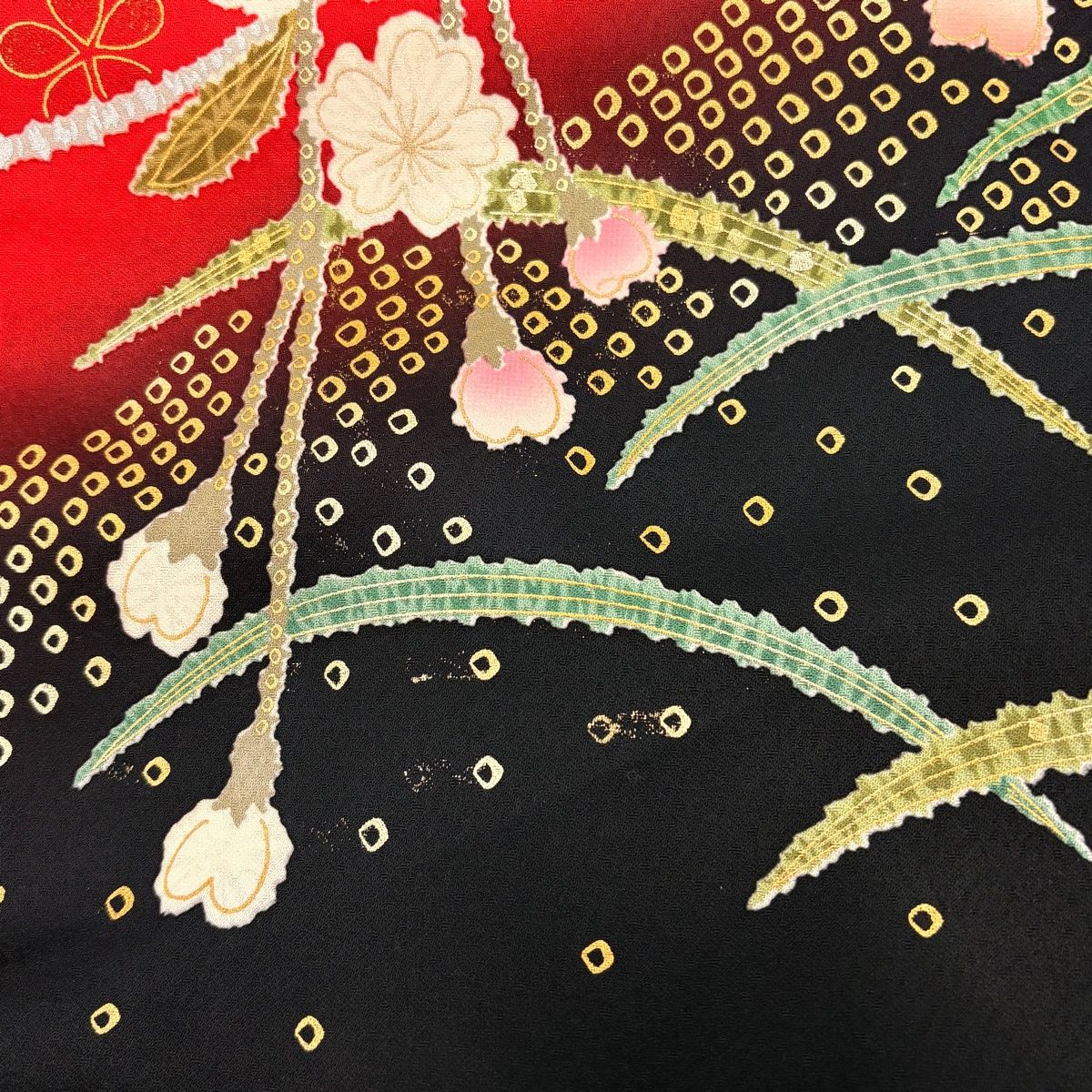  振袖 身丈165.5 cm 裄丈65.5 M 袷 蝶 草花 金糸 金銀彩 赤 正絹 振袖 着物