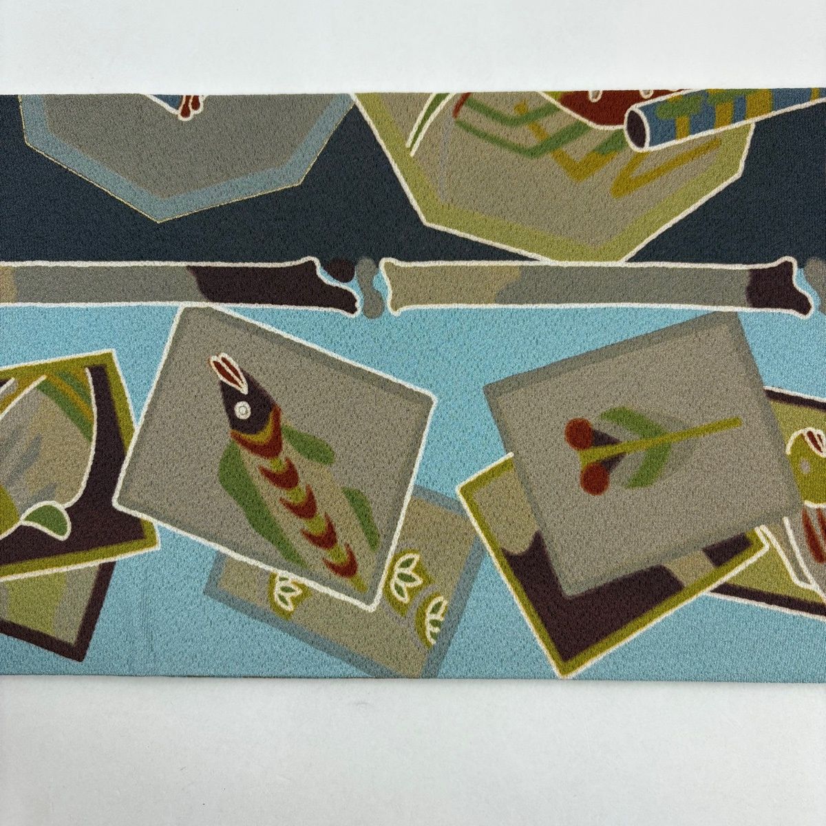  名古屋帯 秀品 魚 カニ 金彩 水色 正絹 名古屋帯 帯