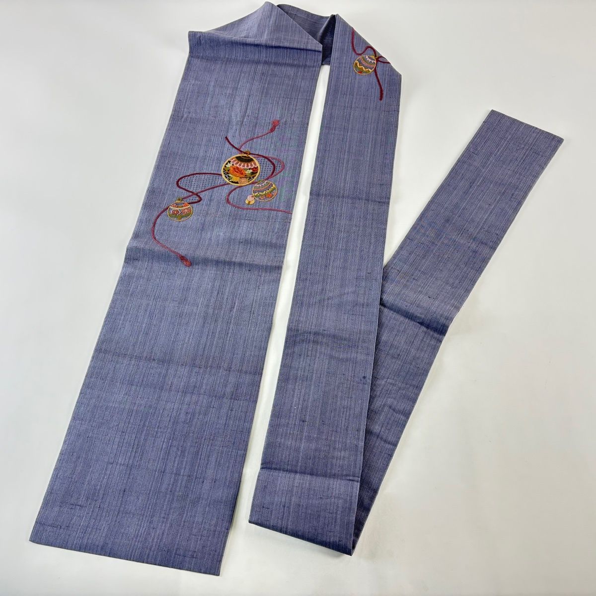  名古屋帯 秀品 紬地 鈴 相良刺繍 金糸 灰紫 正絹 名古屋帯 帯