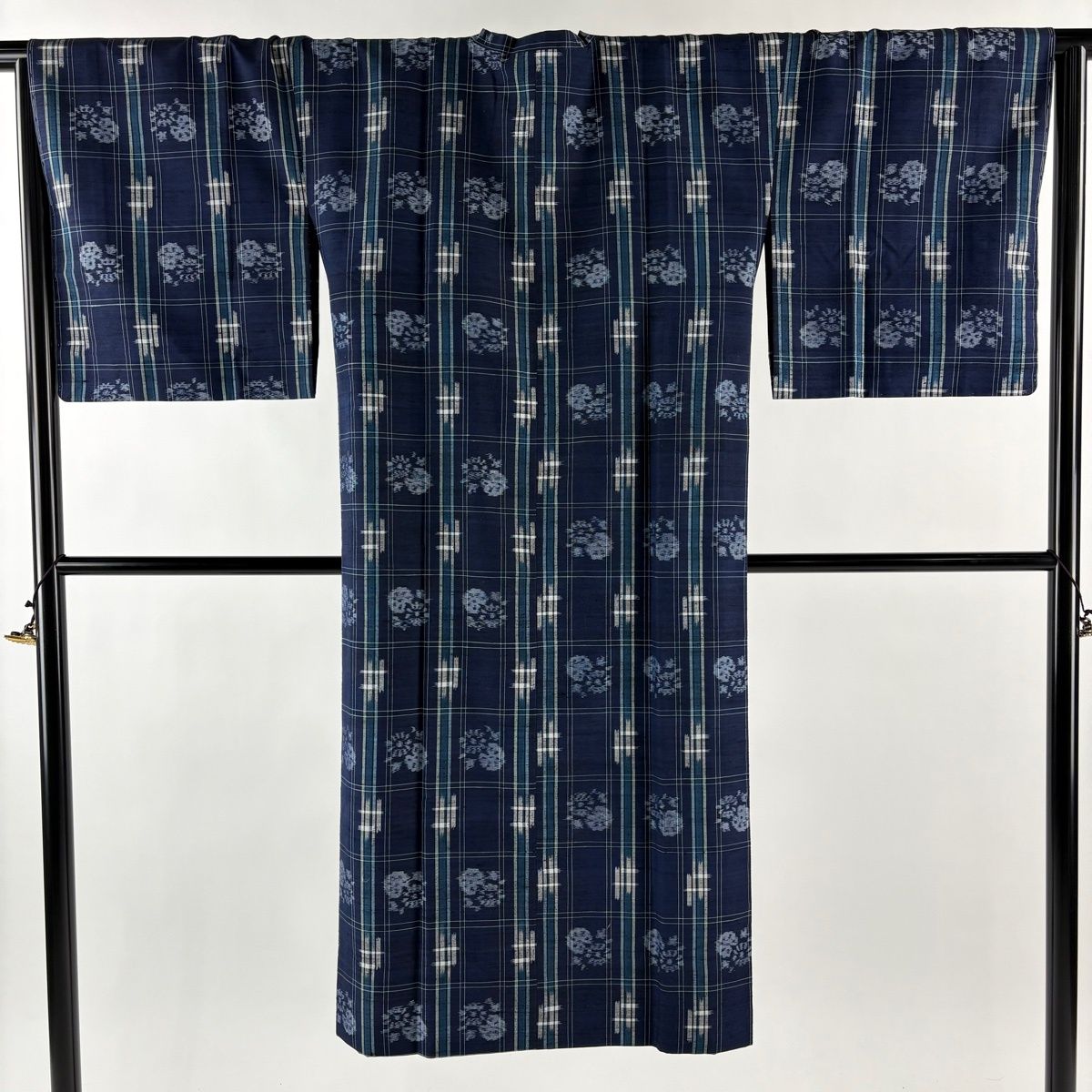 道行 身丈128 5 cm 裄丈66 M 和装コート 角衿 紬地 菊 格子 紺色 正絹