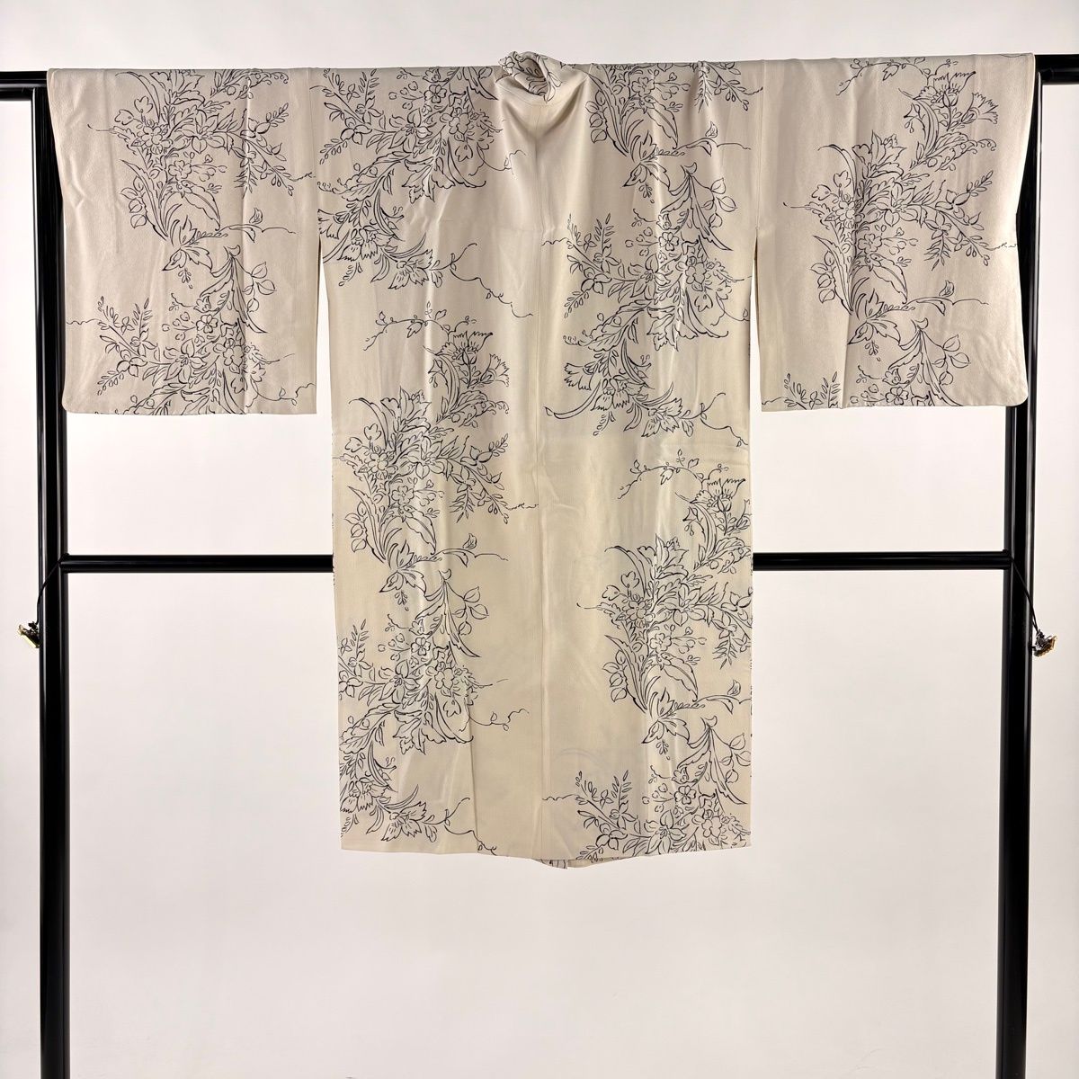 道中着 身丈104 5 cm 裄丈69 L 和装コート 草花 クリーム 正絹