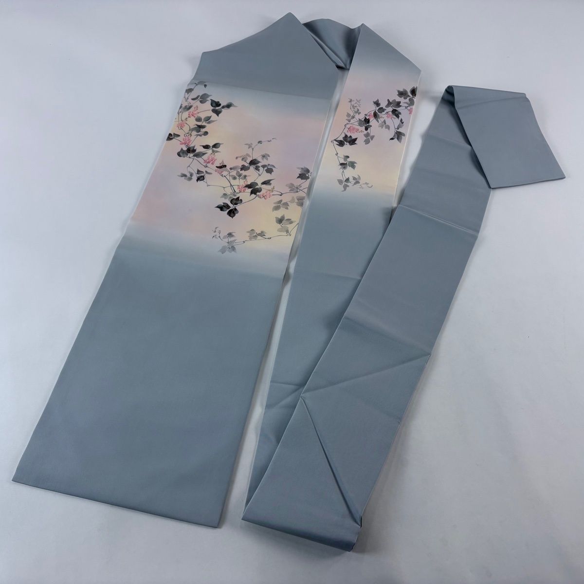  名古屋帯 秀品 枝花 金彩 ぼかし 青灰色 正絹 名古屋帯 帯