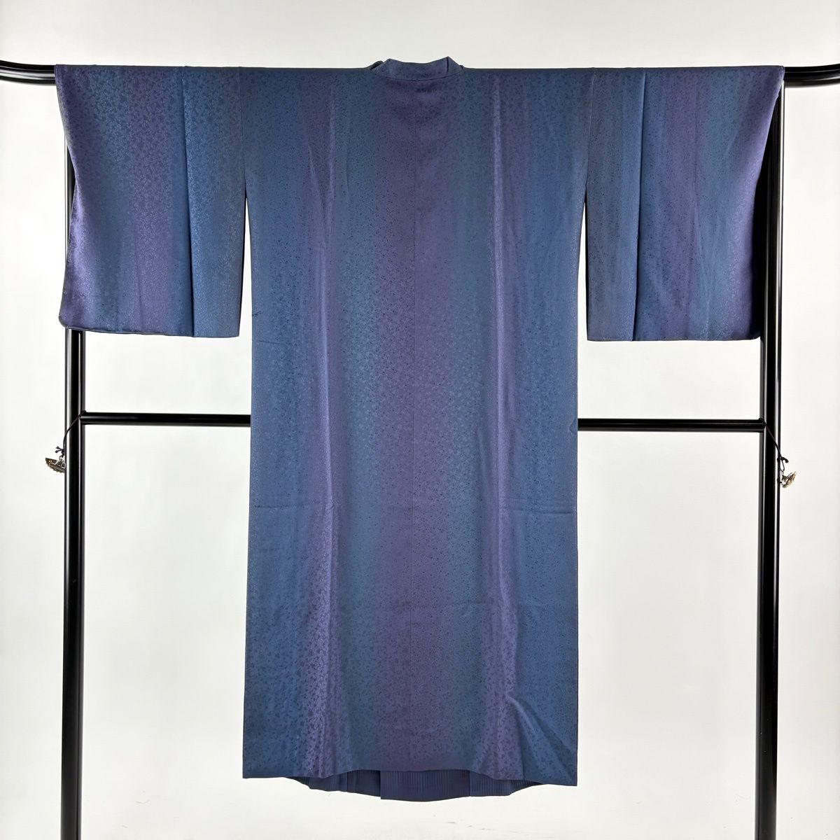 道中着 身丈133 cm 裄丈66 5 M 和装コート 千代田衿 リバーシブル 有り 地紋 縦ぼかし 藍色 正絹