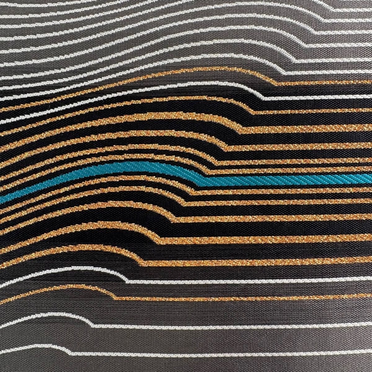 袋帯 縞 幾何学模様 金糸 刺繍 灰色 お太鼓柄 正絹