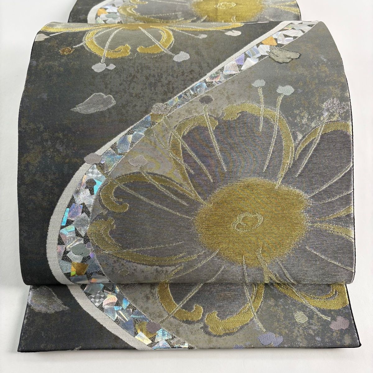 袋帯 花 箔散らし 金銀糸 金銀彩 灰色 六通 正絹