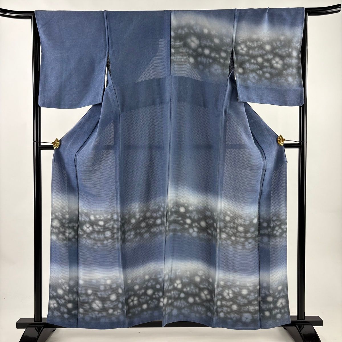 付下げ 身丈156 cm 裄丈66 M 単衣 紬地 草花 ぼかし 青灰色 正絹 秀品