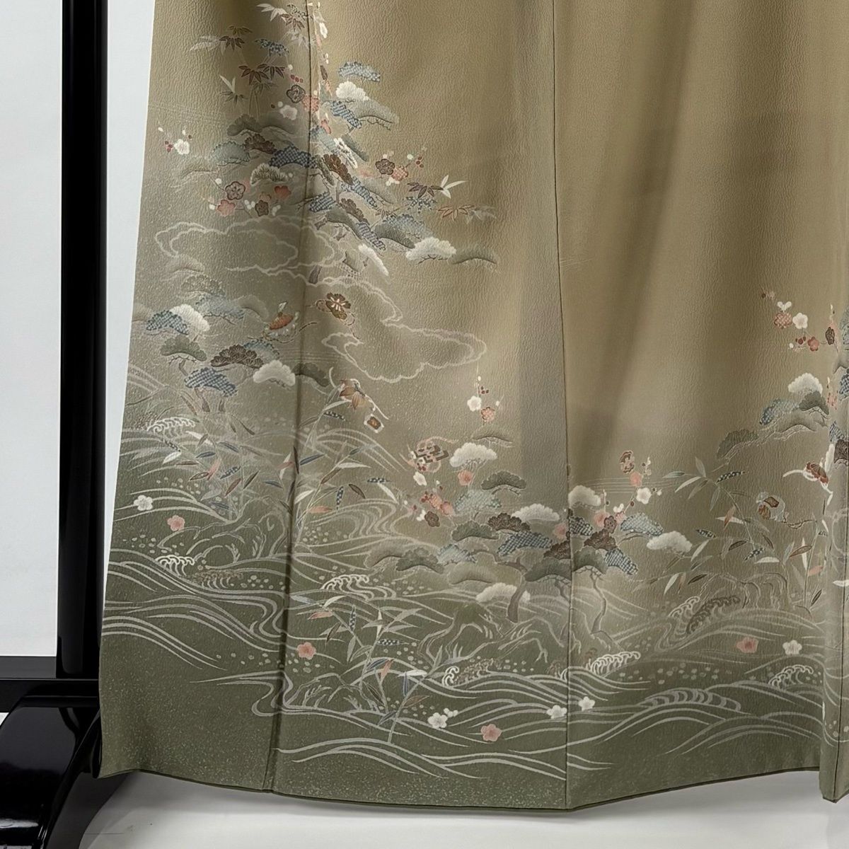 訪問着 身丈166 cm 裄丈67 M 袷 鈴乃屋 松竹梅 波 金銀彩 金糸 薄茶色 正絹 秀品