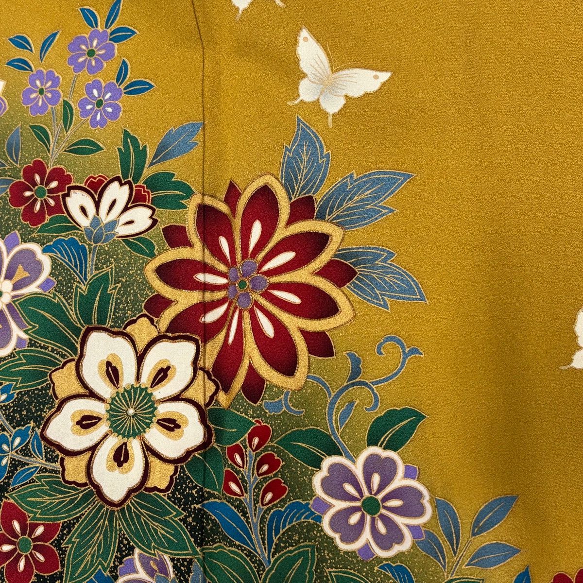振袖 身丈163cm 裄丈68.5cm L 袷 草花 蝶 金糸 金彩 山吹色 正絹 秀品