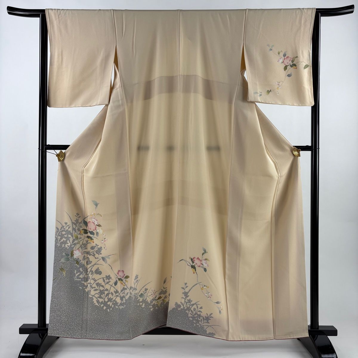 訪問着 身丈160 cm 裄丈64 M 袷 草花 シルエット 薄オレンジ 正絹 秀品