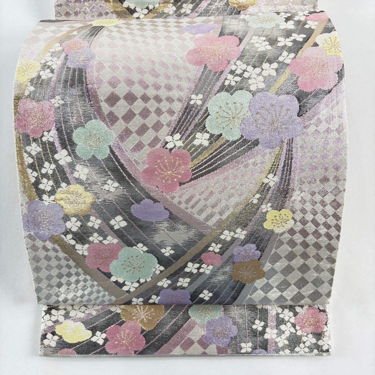 袋帯 秀品 梅 幾何学 箔 銀色 六通 正絹