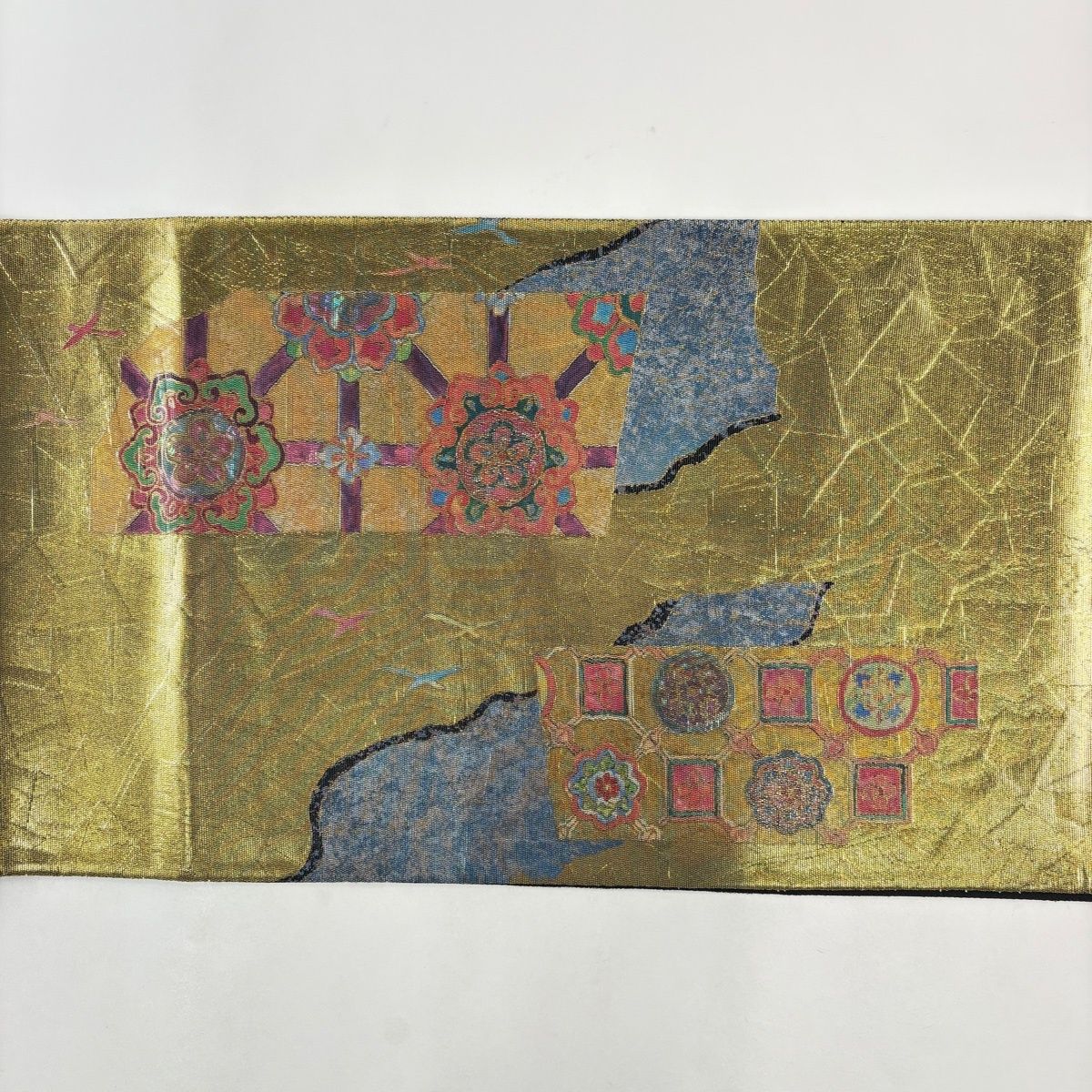 袋帯　螺鈿　礼装用　お太鼓柄　美品　華紋 美品】 袋帯 秀品 手織り 華文 青海波 螺鈿箔 金色 お太鼓柄 正絹