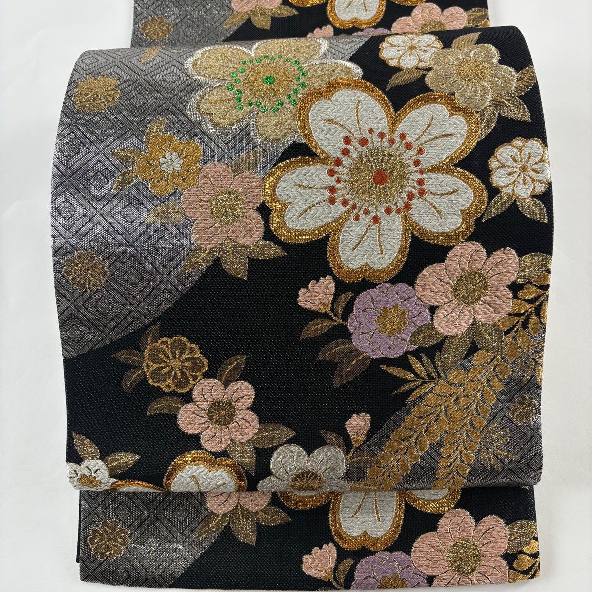 袋帯 秀品 桜 梅 金銀糸 箔 黒 六通 正絹