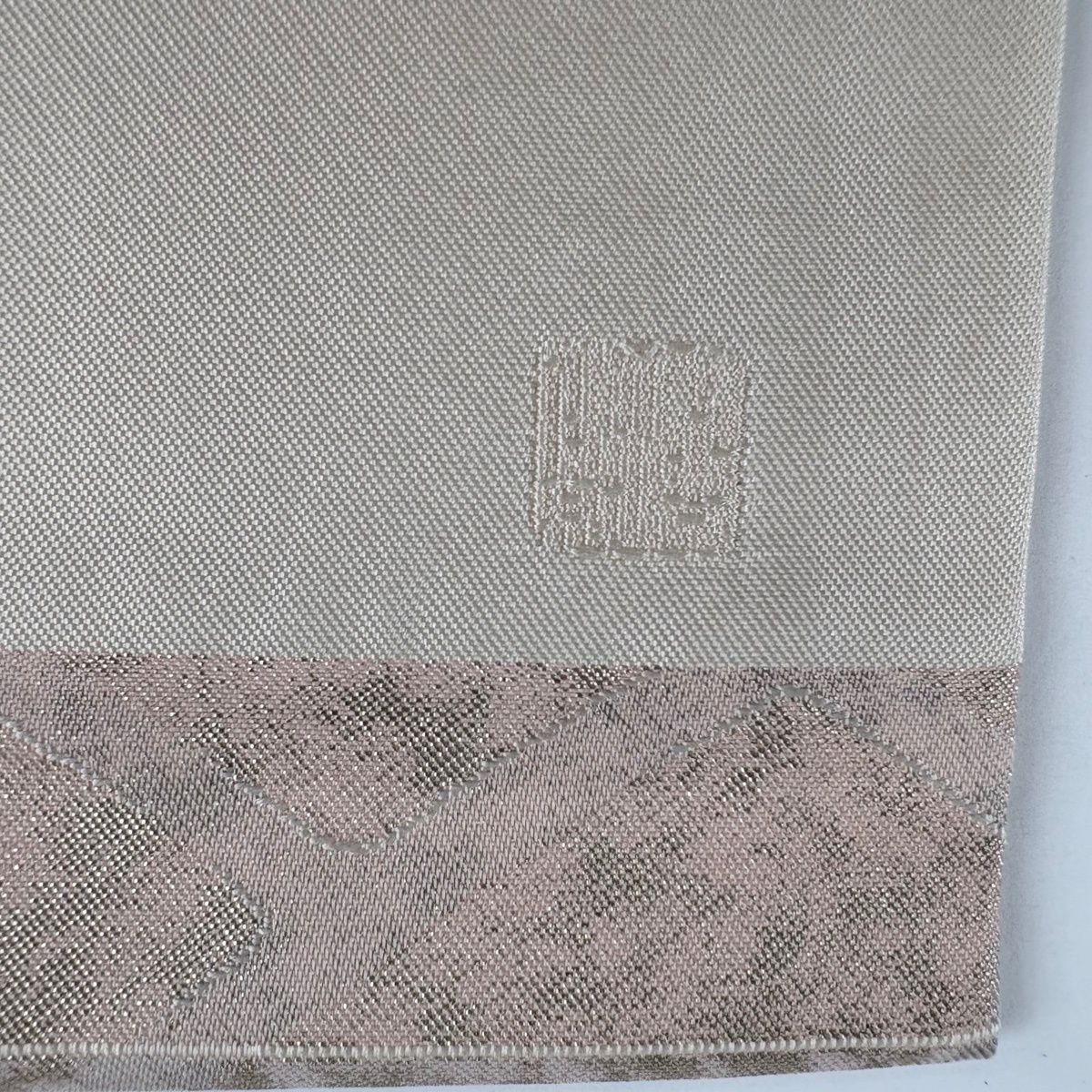  名古屋帯 秀品 落款 紐 幾何学模様 金糸 箔 ベージュ 正絹 名古屋帯 帯