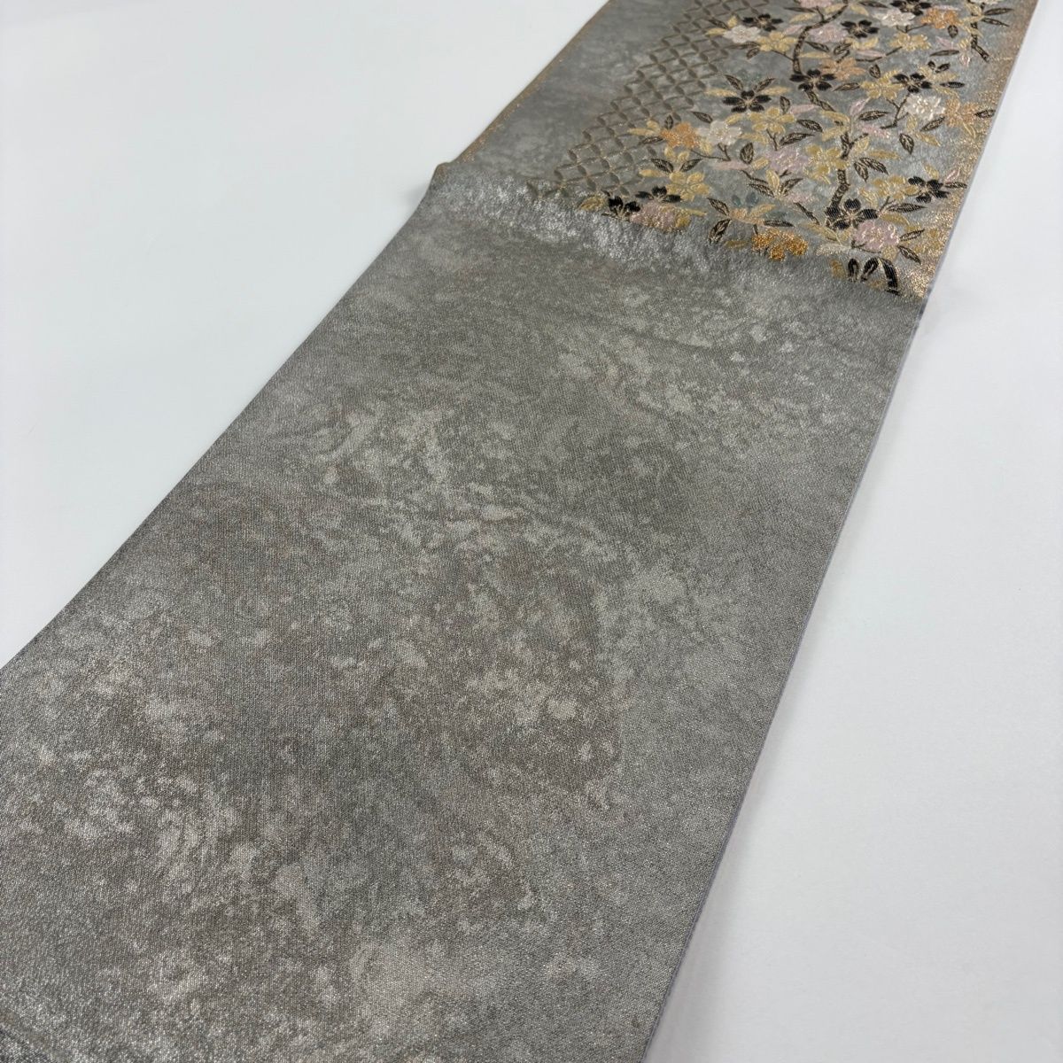 美品】 袋帯 秀品 桜 七宝 金銀糸 箔 灰色 六通 正絹 【中古】 - メルカリ