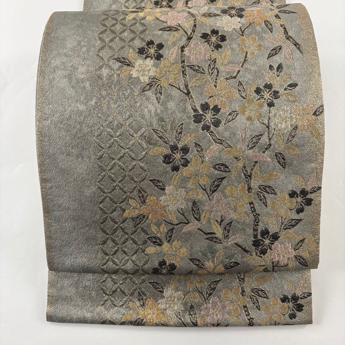 美品】 袋帯 秀品 桜 七宝 金銀糸 箔 灰色 六通 正絹 【中古】 - メルカリ