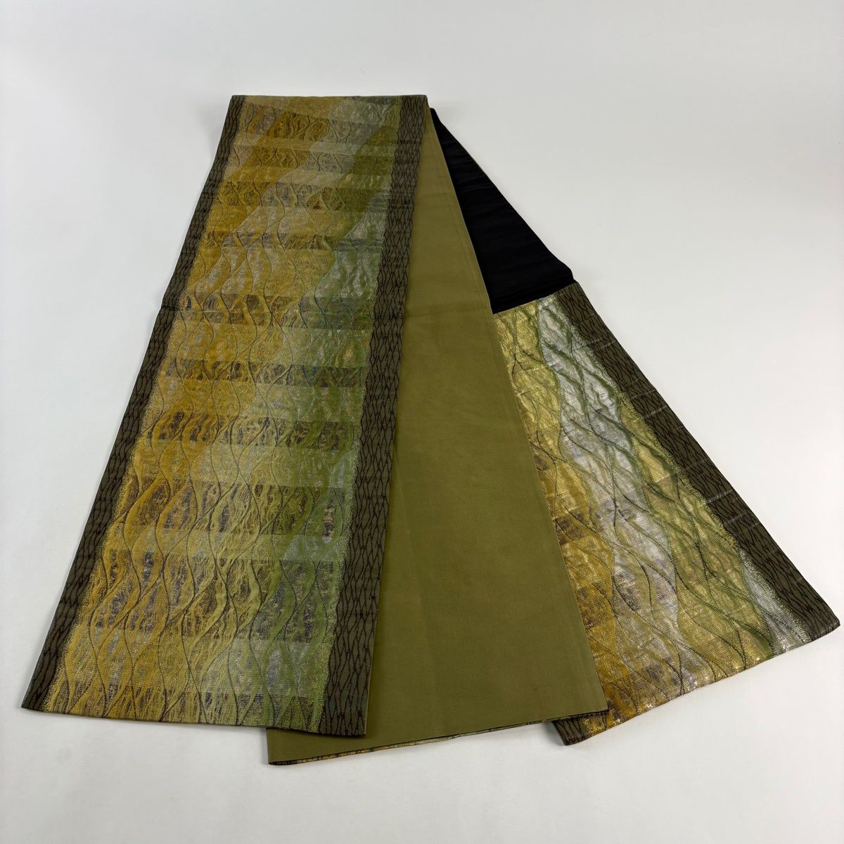 立涌 幾何学模様