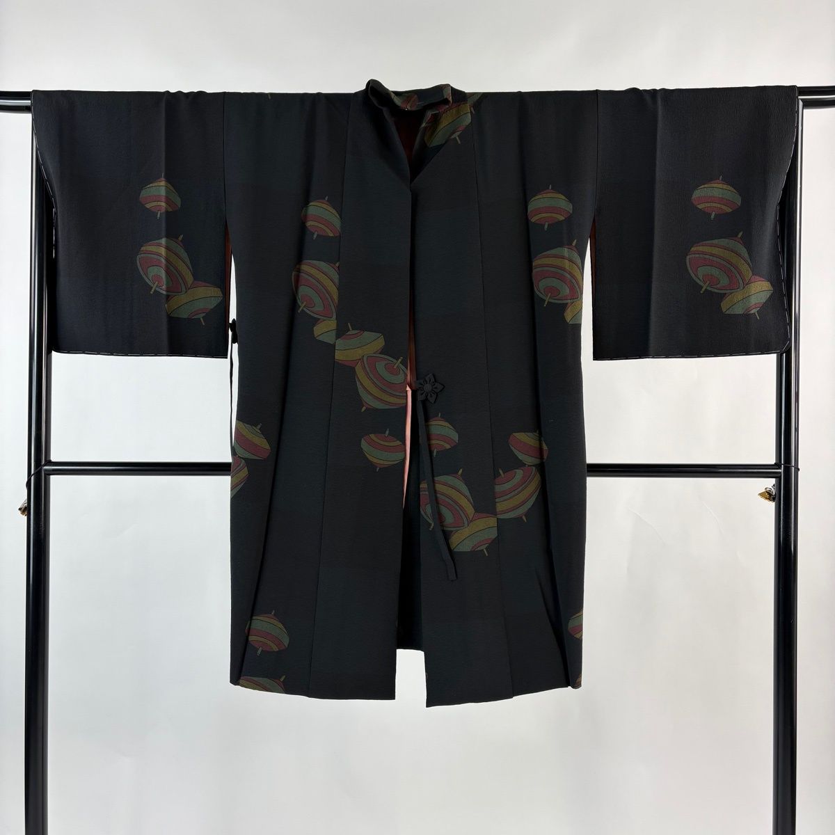  道中着 身丈101 cm 裄丈66 M 和装コート 京友禅 証紙 コマ 黒 正絹 羽織 着物 浴衣