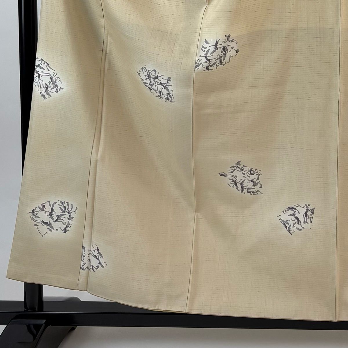 小紋 身丈158 cm 裄丈65 M 袷 馬骨子才林 紬地 落款 扇面 河童 ぼかし ベージュ 正絹