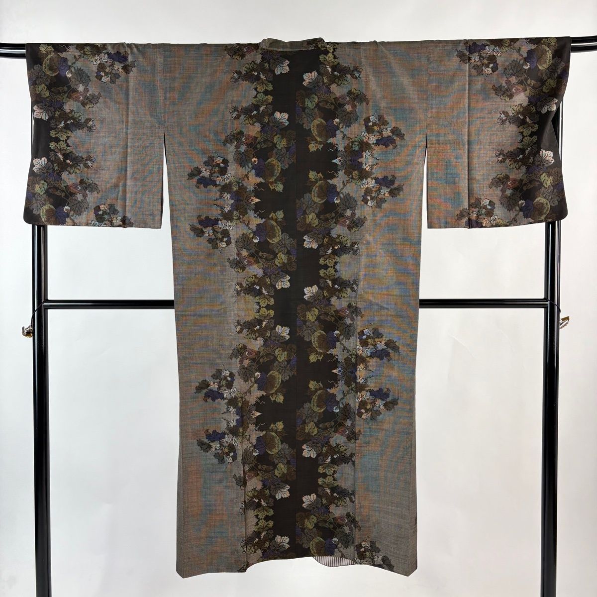 道中着 身丈133 cm 裄丈68 L 和装コート 着物衿 紬地 生り物 葉柄 焦茶色 正絹