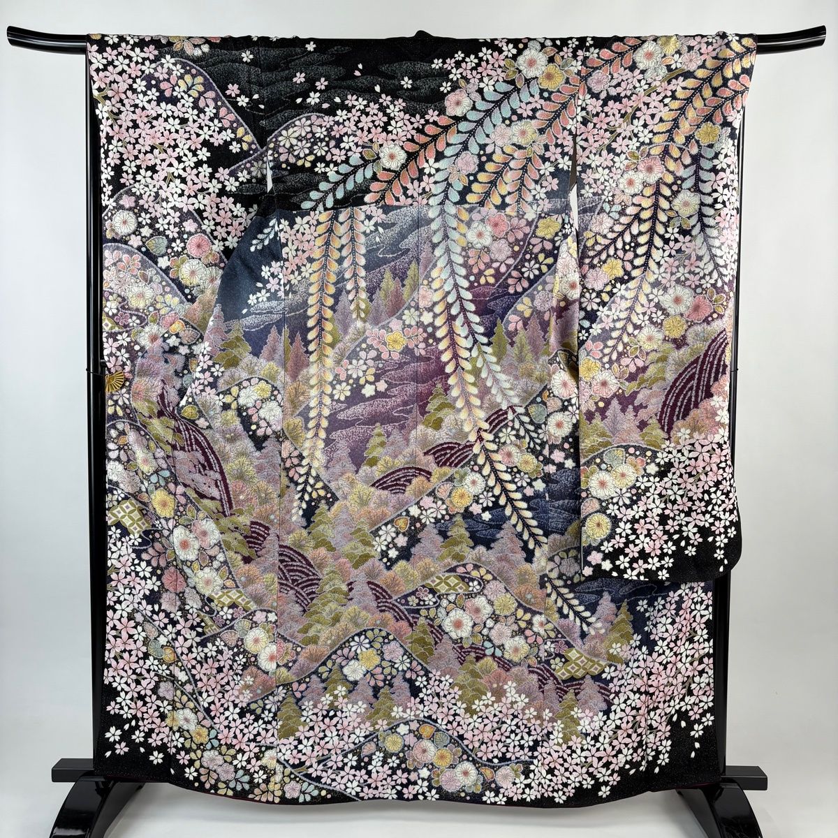 振袖 身丈164 cm 裄丈67 5 L 袷 翠山工房 落款 辻が花 桜 銀通し 金彩 黒 正絹