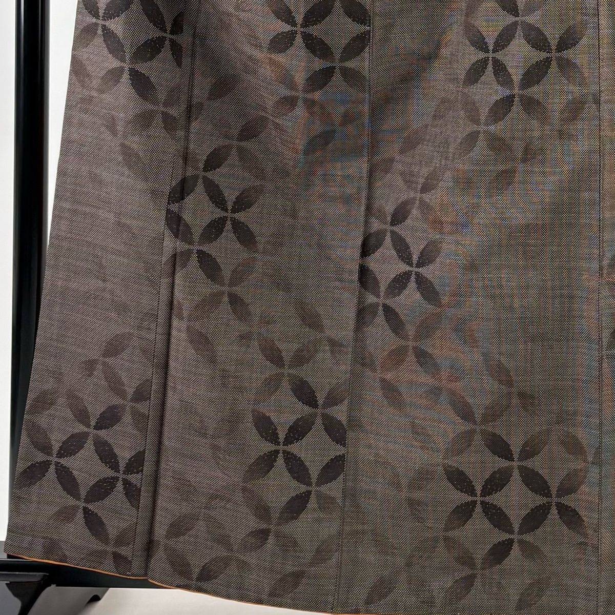 紬 身丈162.5 cm 裄丈62 S 袷 七宝 焦茶色 正絹 秀品