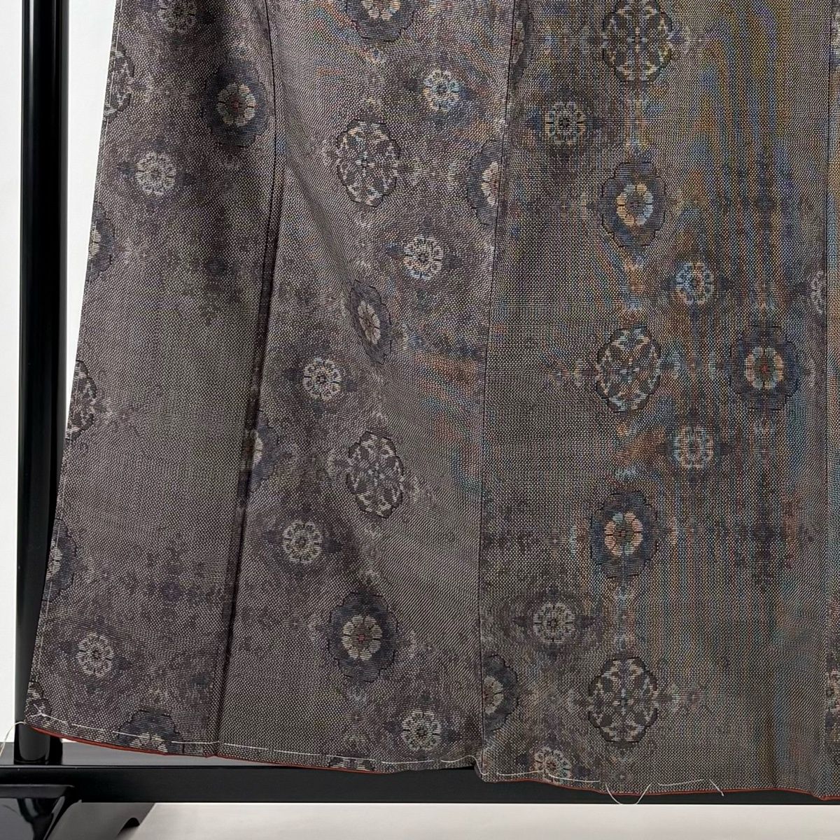 紬 身丈158 cm 裄丈64.5 M 袷 華文 茶紫 正絹 秀品