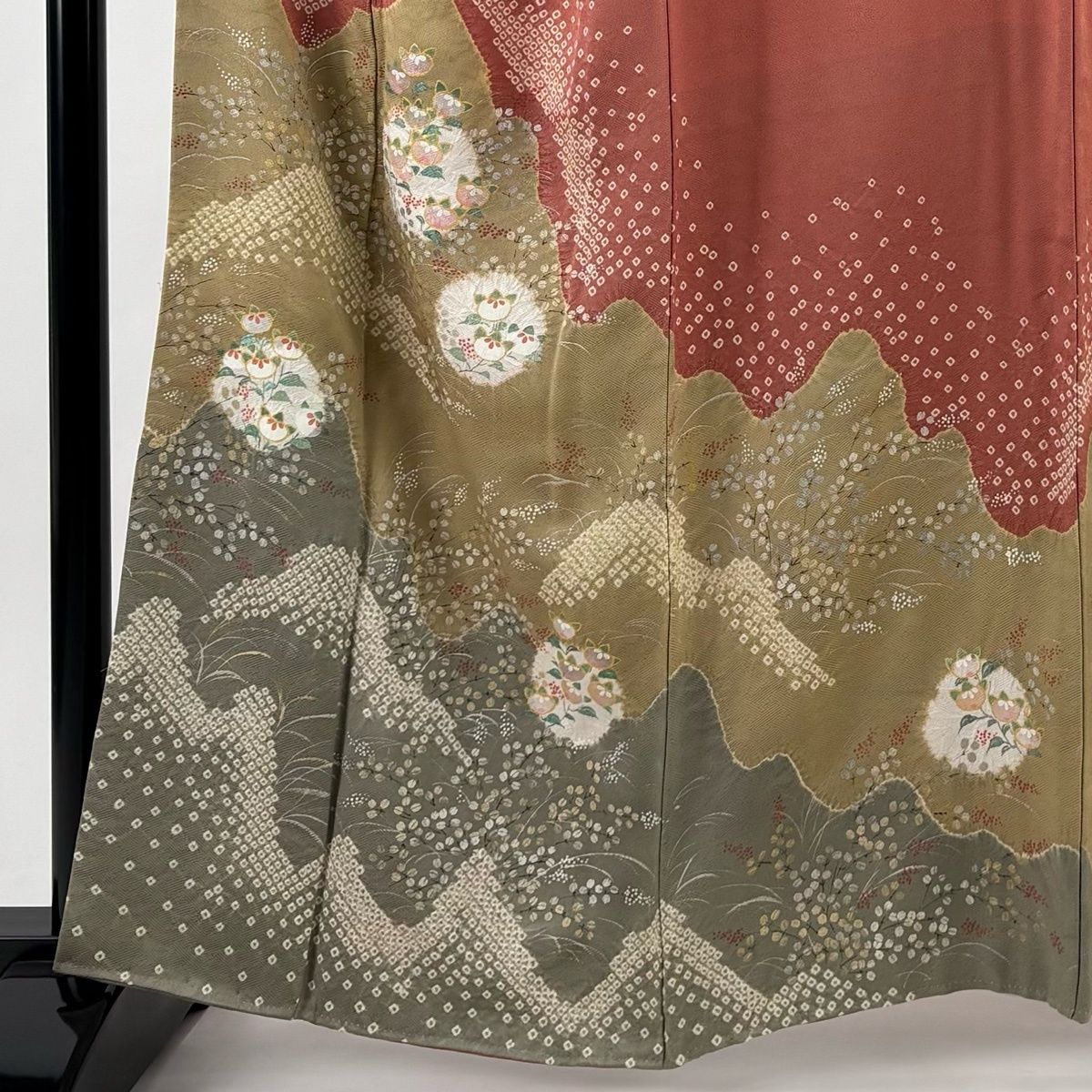 訪問着 身丈160.5 cm 裄丈64.5 M 袷 山並み 橘 絞り 金銀彩 小豆色 正絹 秀品