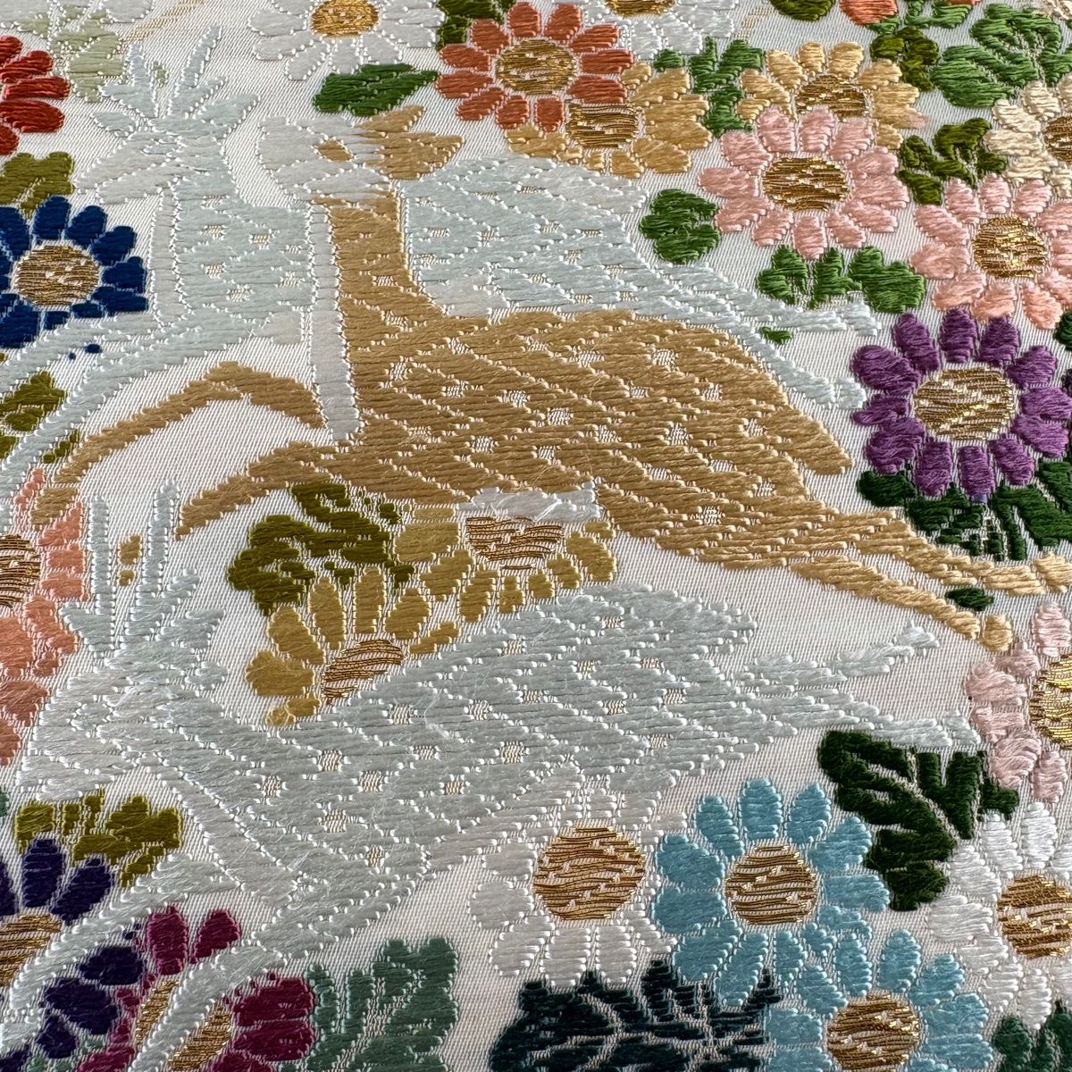 袋帯 遊鹿草花文 唐織 金糸 灰白 六通 正絹