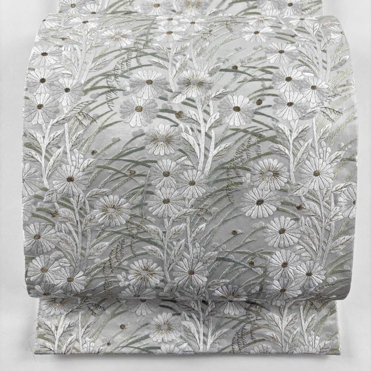 袋帯 菊 ススキ 刺繍 金糸 灰白 六通 正絹