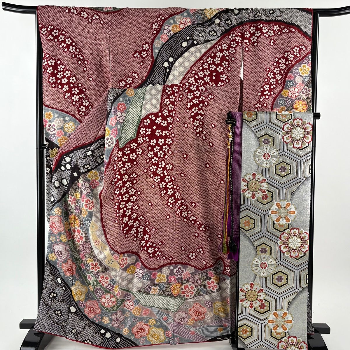 振袖 身丈165 cm 裄丈66.5 M 袷 袋帯フルセット 桜 熨斗 絞り 金銀彩 えんじ色 正絹