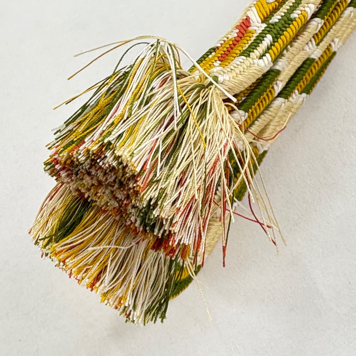  帯締め 無形文化財 有職組紐 道明 カジュアル 幾何学 ベージュ 正絹 和装小物 帯締め 帯留め 帯飾り