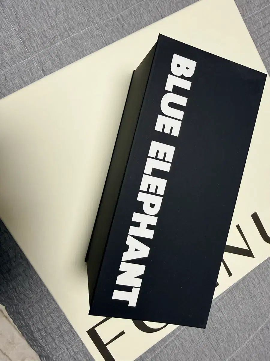 ブルーエレファント