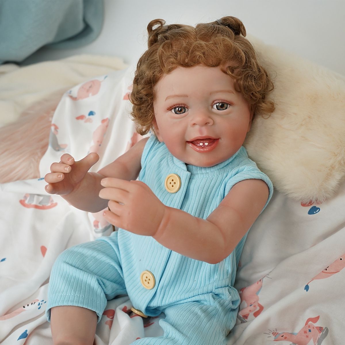 リアルな手触り】リボーンドール 赤ちゃん人形 55cm 青い瞳の女の子