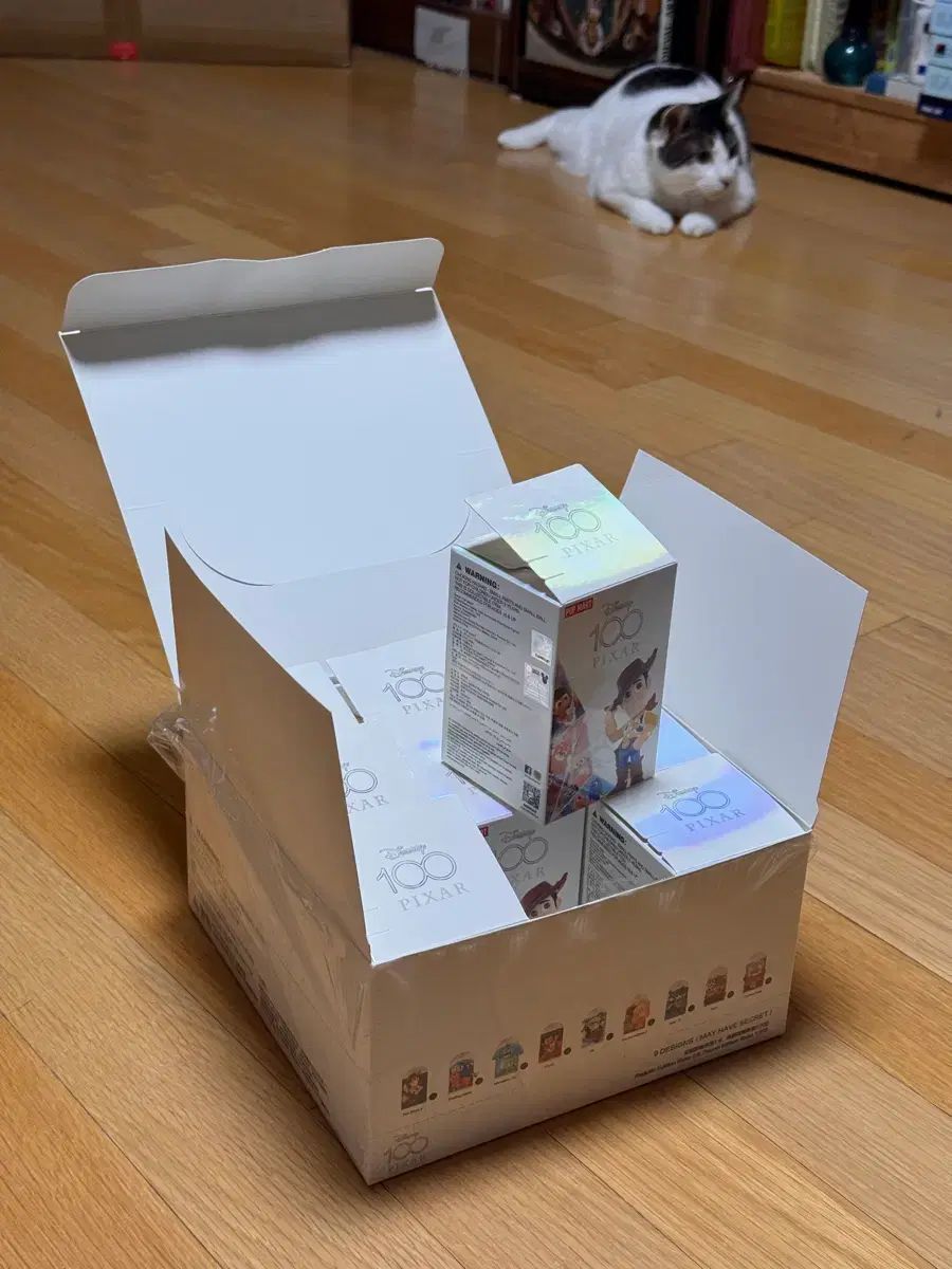 ポップマート ディズニー 100周年 ピクサー フィギュア フルセット 開封