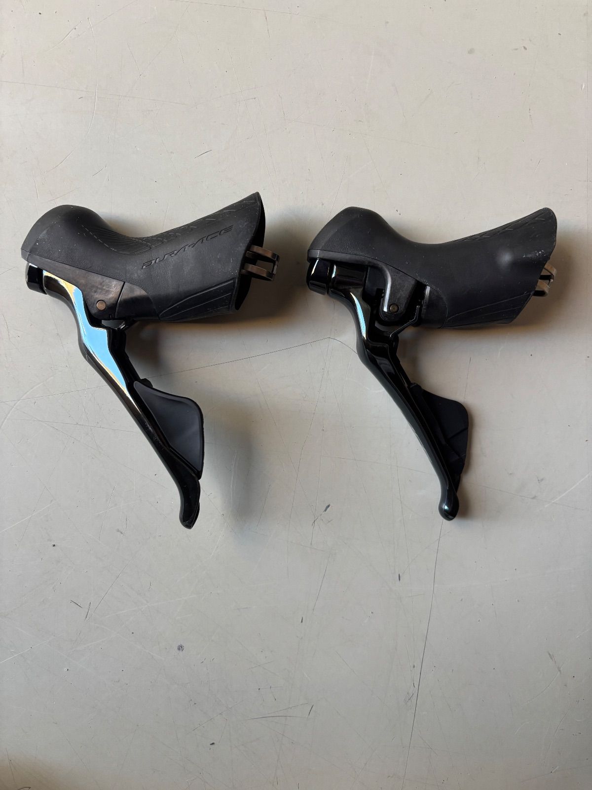 シマノ デュラエース ST-R9100 stiレバー左右 - メルカリ