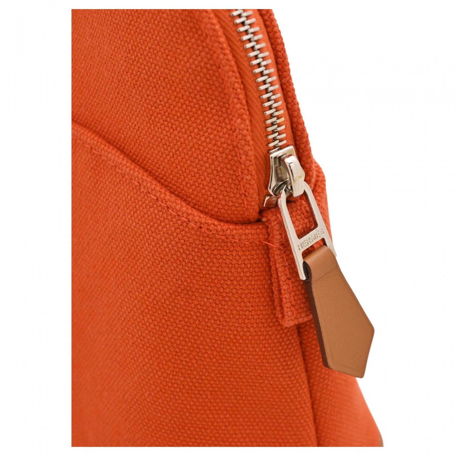 ボリード ポーチ